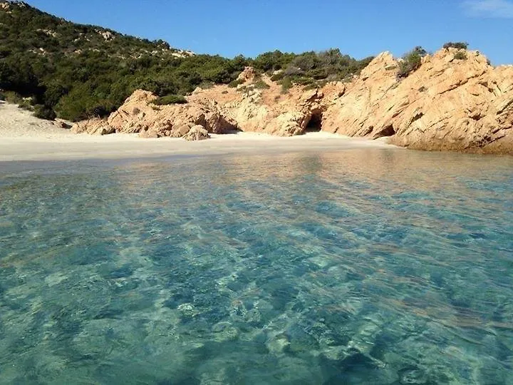 Hébergement de vacances Villa Residenza Via Roma 3 à La Maddalena
