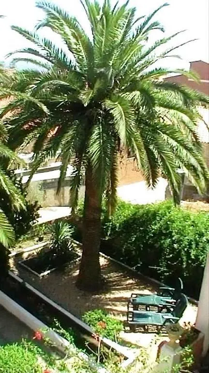Hébergement de vacances Villa Residenza Via Roma 3 à La Maddalena  Italie