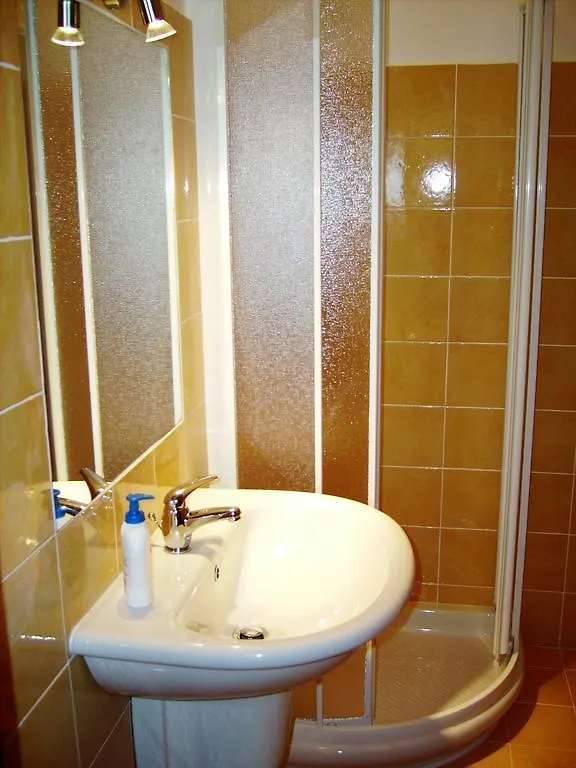 Villa Residenza Via Roma 3 à La Maddalena  Hébergement de vacances