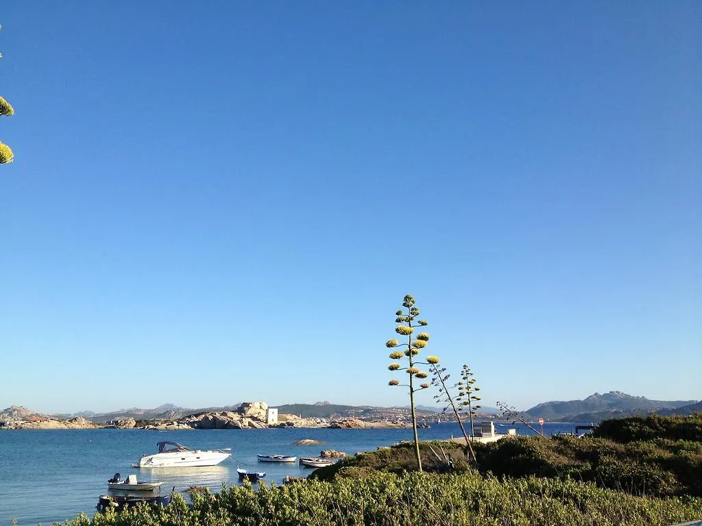 Hébergement de vacances Villa Residenza Via Roma 3 à La Maddalena