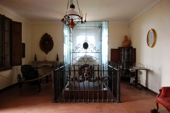 Villa Residenza Via Roma 3 à La Maddalena  Hébergement de vacances
